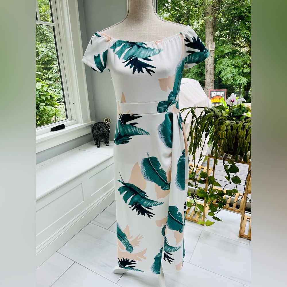 Figure flattering tropical print dress